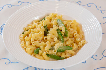 ショートパスタ　リガトーニ