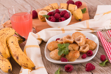 Banana fritters.