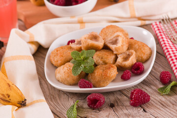 Banana fritters.