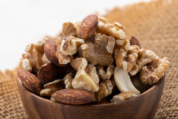 ミックスナッツ