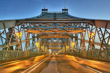 Blaues Wunder  Dresden Loschwitzer Br&uuml;cke Frauenkirche Zwinger Sachsen deutschland