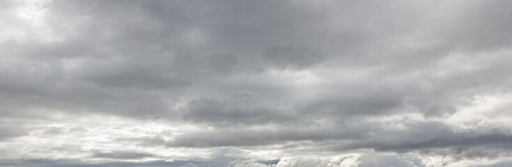 Fototapeta premium Image of a dark and cloudy sky during the day