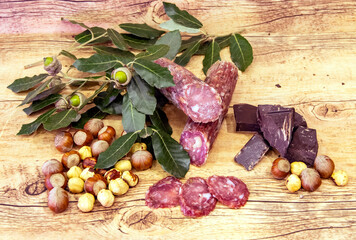 salame nocciole e cioccolato fondente