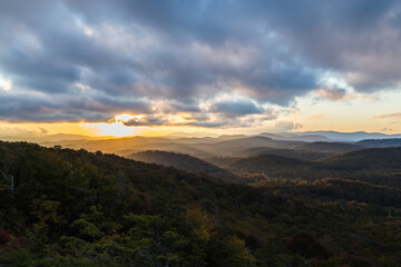 Obraz premium Amazing sunset over the mountains, Flat Rock, NC