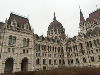 Fototapeta na wymiar building of the Parliament in Budapest, Hungary