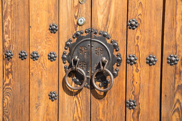 Close up of a door in Bukchon