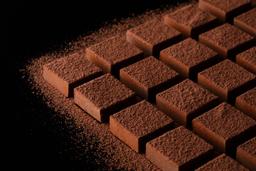 タイル形のチョコレート（正方形の生チョコレート）