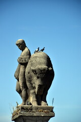 Figur auf der Ochsenbrücke in Freiburg