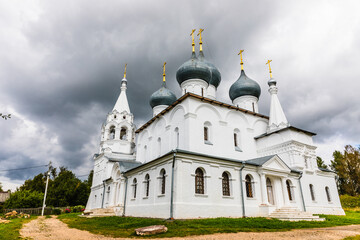 a church in the ancient Russian city of Tutaev or Tutayev, divided by the Volga into two parts.
