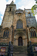 Fototapeta premium Die historische Abtei Kirche in Dunfermline
