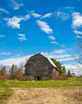 old weathered barn in rural Canada