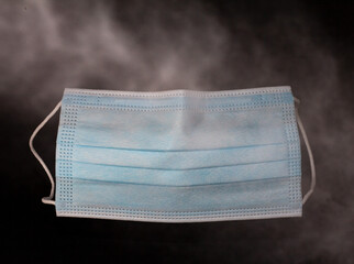 Surgical mask for protection of viruses and bacteria with aerosol projection