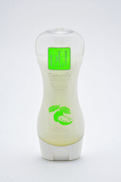 pH care naturals intimate wash with guave leaf extract in Philippines