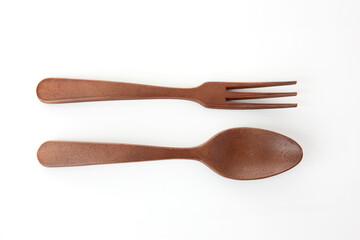 木製のスプーンとフォーク