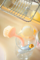 バスルームの洗面台の小物