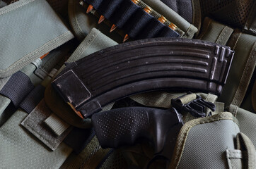 Tactical unloading vest with  magazines selective focus