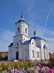 church of the holy cross in the city