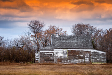 old abandoned house on the prairies