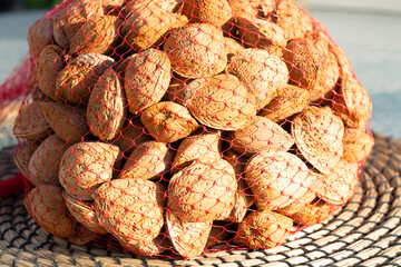Deliciosas almendras recien recolectadas