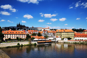 Fototapeta premium Prague castle from the Vltava river