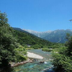 長野県の観光地、上高地の美しい自然の風景