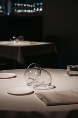 Empty table from a luxurious restaurant
