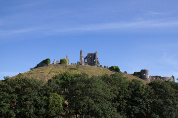 Fototapeta na wymiar The remains of Corfe Castle in Dorset in the UK a castle built by William the Conqueror