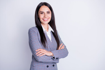 Photo of attractive pretty experienced professional chief lady arms crossed self-confident person...