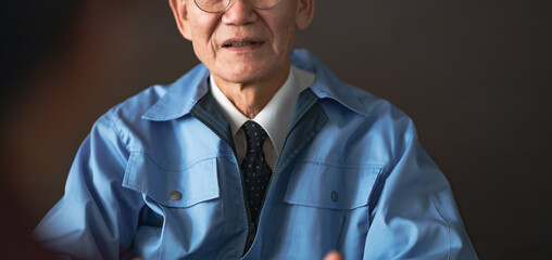 ビジネス・シニア