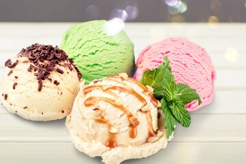 Vanilla and Chocolate Ice Cream Scoops