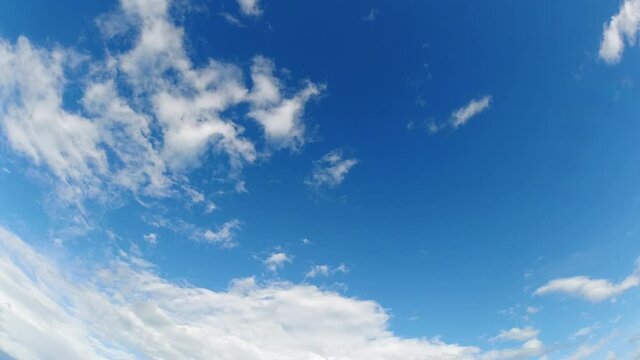 timelapse nuvole e mare 4K