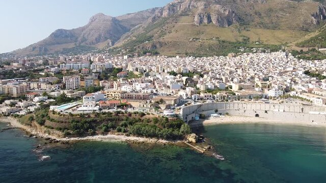 Castellammare del Golfo. Panoramica della citt&agrave;.