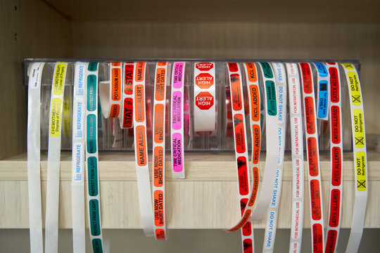 Multiple hospital auxiliary labels