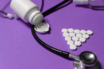 Leki stetoskop piramida tabletek