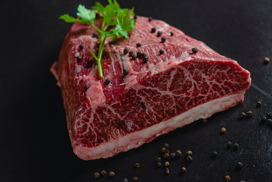 Picaña de res crudo carne roja de res fotografía de producto  carne marmolería