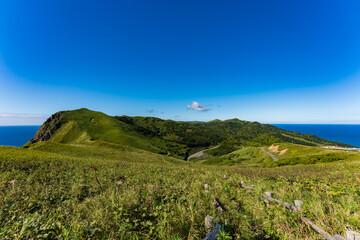 Fototapeta premium 礼文島 桃岩展望台コース トレッキング