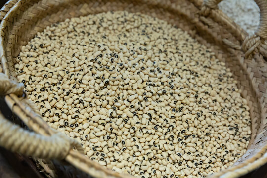 Black-eyed Peas In Wicker Basket On Shelf Of Grocery Store . High Quality Photo