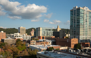 Fototapeta na wymiar Buildings of Downtown Asheville in late afternoon 