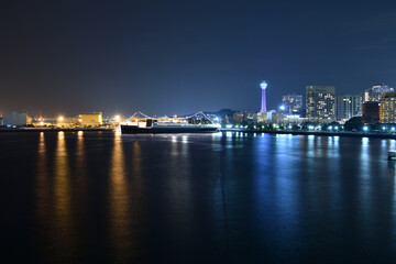 氷川丸とマリンタワー　横浜
