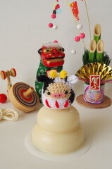 牛のあみぐるみとお正月イメージ