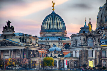 Dresden Zwinger Sachen Frauenkirche Deutschland Goldener Reiter Schloßstraße  - obrazy, fototapety, plakaty
