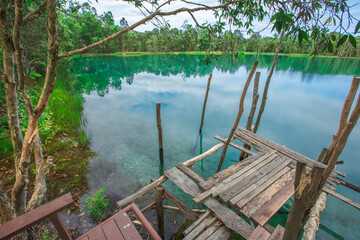 Fototapeta premium Khlong Hae Floating Market-Hat Yai:26September2020,atmosphere at the waterfront community market,local products and tourists come to stop for a meal or buy souvenirs,Khlong Hae,Songkhla,thailand
