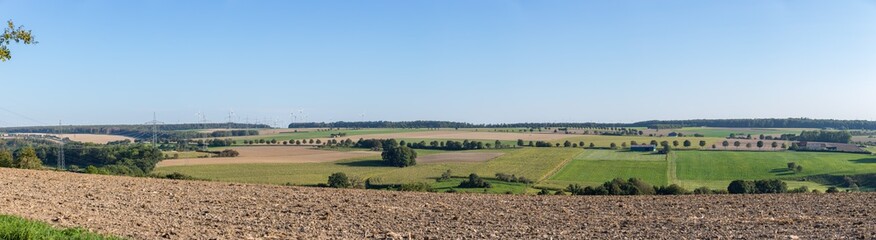 Fototapeta na wymiar Panorama einer Landschaft in Norddeutschland