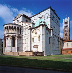 Lucca. Toscana. Abside e camoanile frl Duomo di San Martino