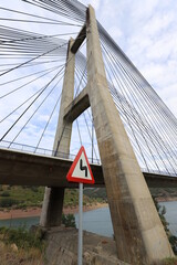 Fototapeta premium Castilla y León. León. Embalse de Los Barrios de Luna. Puente Carlos Fernández Casado.