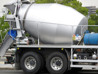 コンクリートミキサー車