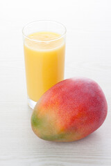 マンゴとマンゴージュース