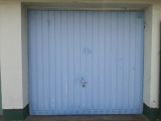 Naklejka na ściany i meble modern and decorative garage door