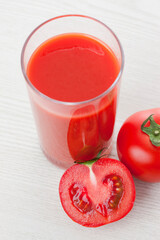 トマトとトマトジュース