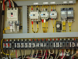 工事現場の配電盤のブレーカー